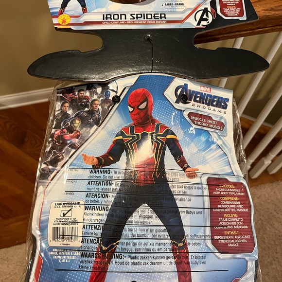 Avengers Endgame Iron Spider Costume size Youth Large (12-14). - Picture 2 of 4